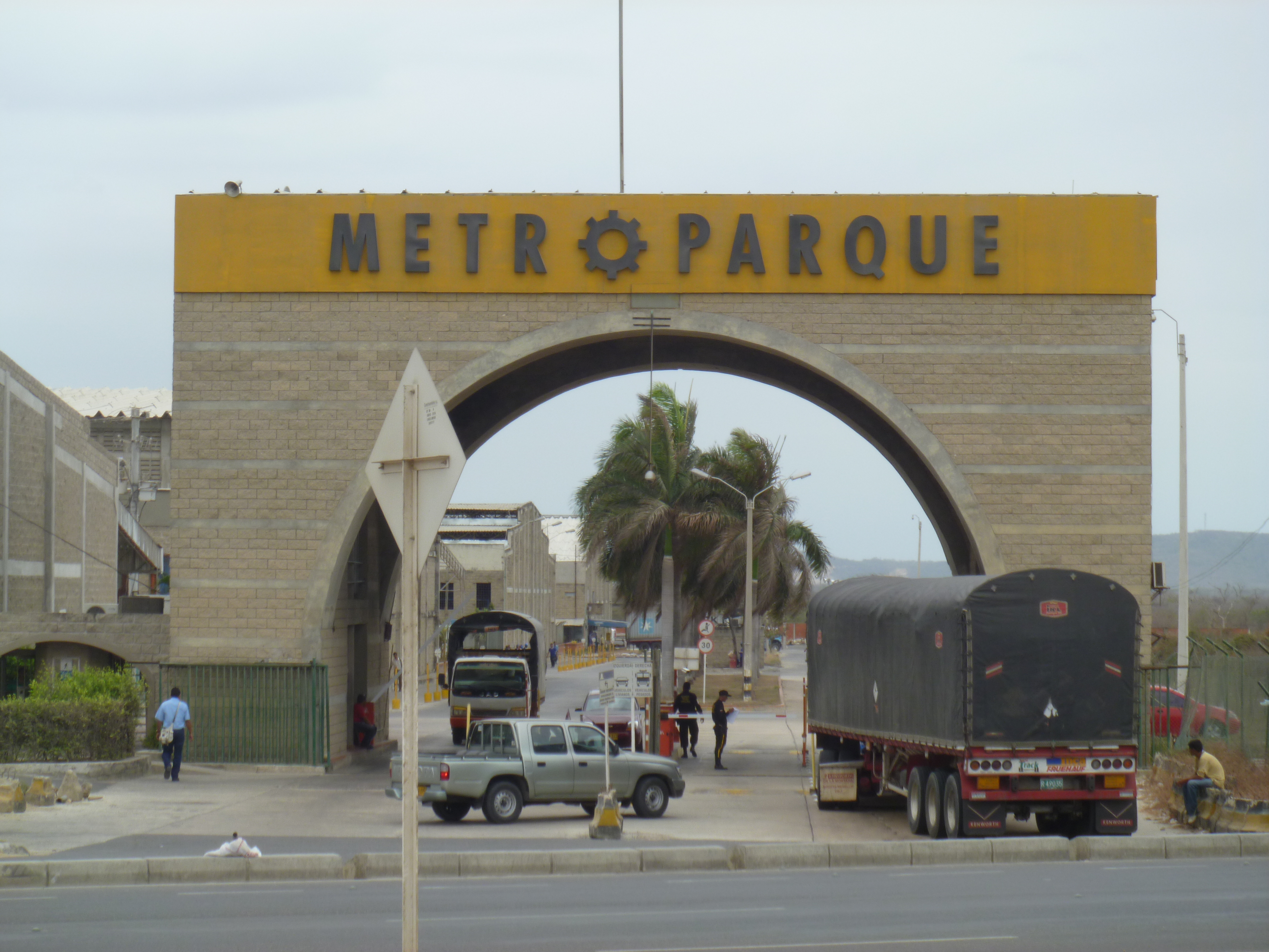 Bodega en Arriendo, CIRCUNVALAR